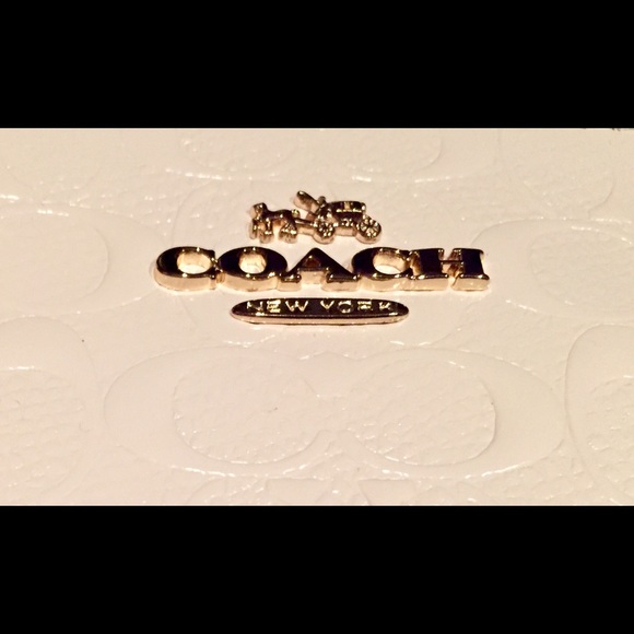 COACH - ACCESSORY WRISTLET - Picture 2 of 6